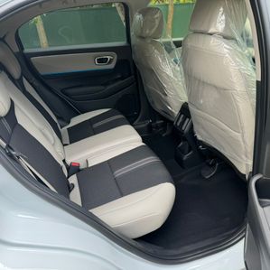Honda Vezel Z Play Package 2024 - Image 3