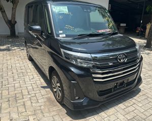 Toyota Roomy Custom G 2023