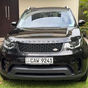 Land Rover Discovery 5 S 2017 - Image 3