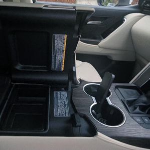Toyota Land Cruiser Sahara 2024 - Image 3