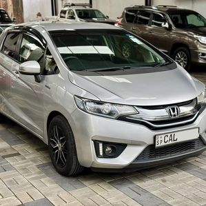 Honda Fit 2015 - Image 2