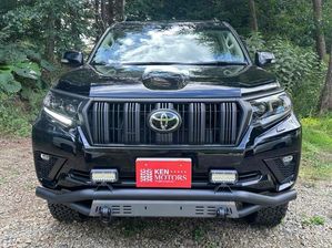 Toyota Land Cruiser Prado 150 2023