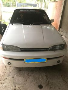 Nissan Sunny 1988