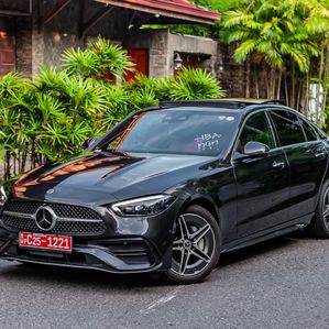 Mercedes Benz C200 AMG-Premium Plus 2024 - Image 2
