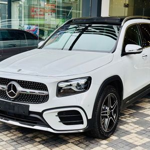 Mercedes Benz GLB 200 AMG Premium Plus 2024 - Image 2