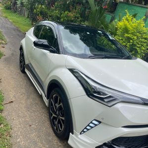 Toyota CHR 2018 - Image 2