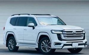 Toyota Land Cruiser Sahara ZX LC300 Petrol 2024