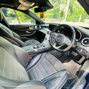 Mercedes Benz C200 AMG Premium Plus 2018 - Image 3