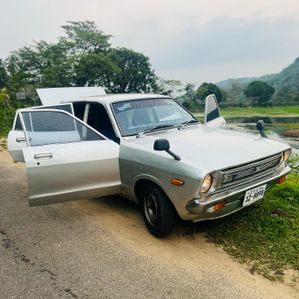 Nissan Sunny 1981 - Image 2