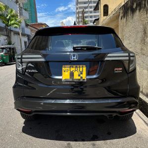 Honda Vezel RS Sensing 2017 - Image 3