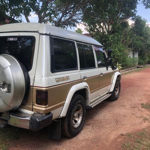 Mitsubishi Pajero Intercooler 1988 - Image 3
