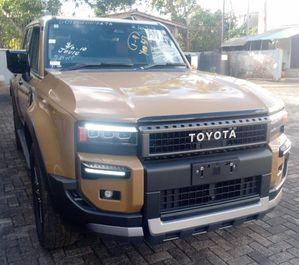 Toyota Land Cruiser Prado 1st Edition Disal Zx 2024