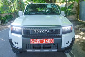 Toyota Land Cruiser Prado Modellista Interior 2024