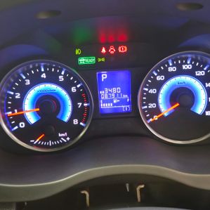Subaru XV Impreza Hybird 2015 - Image 2