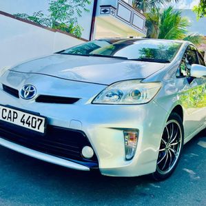 Toyota Prius LED Edition/2016/ 2013 - Image 2