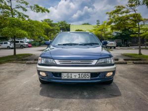 Toyota Carina AT212 1998