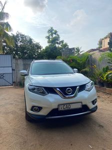 Nissan X-Trail 2015