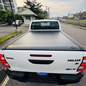 Toyota Hilux GR Sports 2024 - Image 3