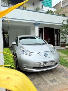 Nissan Leaf AZE0 G Grade 2014