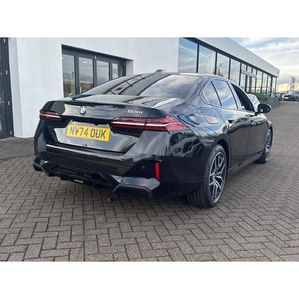 BMW 520i 2024 - Image 3