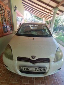 Toyota Vitz 2001