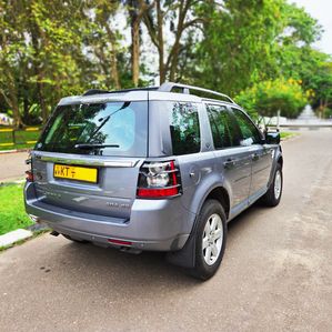 Land Rover Freelander 2 SD4 2011 - Image 3