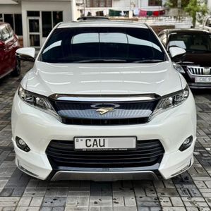 Toyota Harrier Premium Petrol 2016 - Image 2