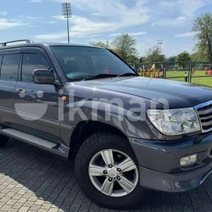 Toyota Land Cruiser Sahara 100 VXR 2003 - Image 2