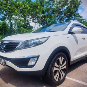 Kia Sportage 2011 - Image 2