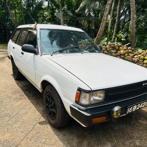 Toyota Corolla DX Wagon 1985 - Image 2
