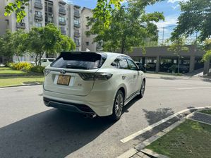 Toyota Harrier 2014