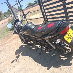 Honda CB Shine 2012 - Image 2