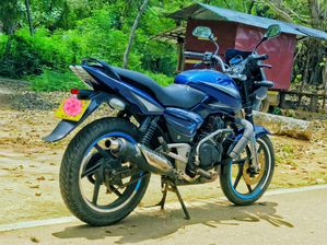Bajaj Pulsar 150 2006