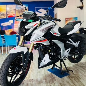 Bajaj Pulsar N160 Premium 2025 - Image 3