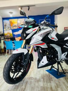 Bajaj Pulsar N160 Premium 2025