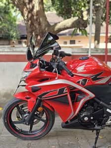 Honda CBR 250R 2018