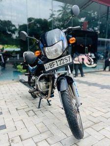 Bajaj CT100 2017