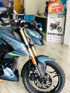Bajaj Pulsar N160 Premium 108 2025