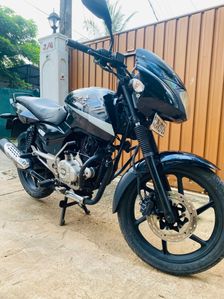 Bajaj Pulsar 150 2015