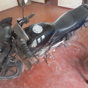 Bajaj Pulsar 150 2014 - Image 2