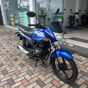 Bajaj Platina 2015 - Image 2