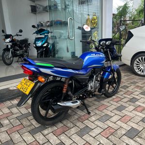 Bajaj Platina 2015 - Image 3
