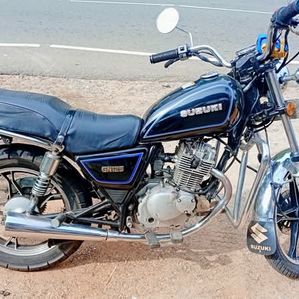 Suzuki GN 125 2011 - Image 2