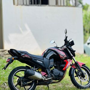 Yamaha FZ S 2015 - Image 2