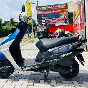 Honda Dio 2010 - Image 3