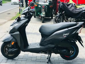 Honda Dio 2018