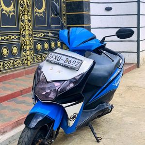 Honda Dio 2012 - Image 2