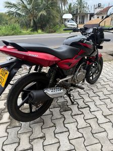 Bajaj Pulsar 150 2016