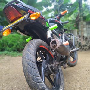 Bajaj Pulsar 150 2006 - Image 2