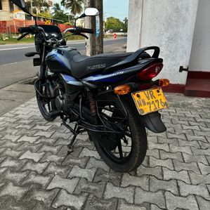 Bajaj Platina 2010 - Image 2